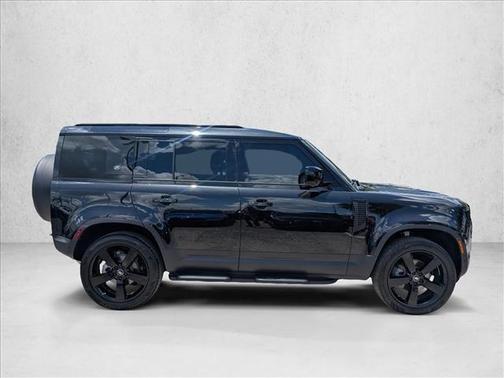 2024 Land Rover Defender 110 P300
