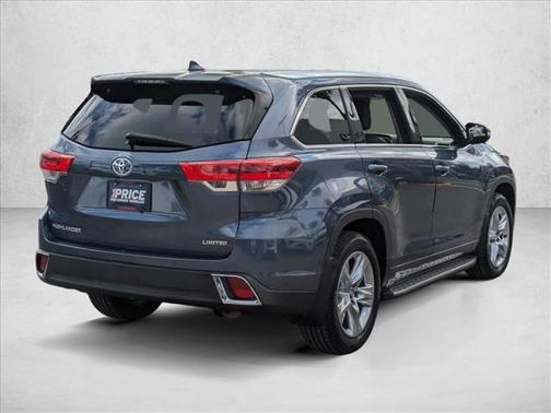 2017 Toyota Highlander Limited