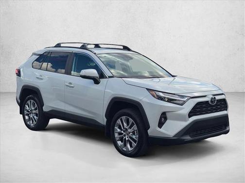 Wind Chill Pearl 2025 Toyota RAV4 XLE Premium