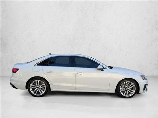 2022 Audi A4 45 S line Premium Plus