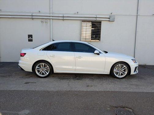 2022 Audi A4 45 S line Premium Plus