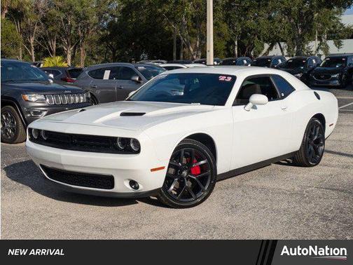 2023 Dodge Challenger SXT