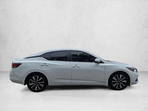 Aspen White Tricoat 2023 Nissan Sentra SV