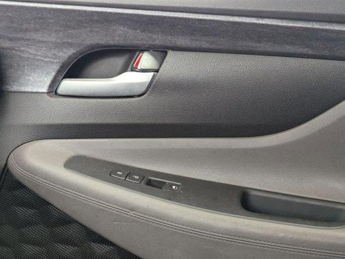 2019 Hyundai SANTA FE SE 2.4