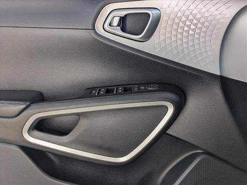 Snow White Pearl 2021 Kia Soul LX