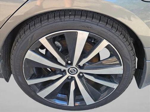 Gun Metallic 2022 Nissan Altima SR VC-Turbo FWD
