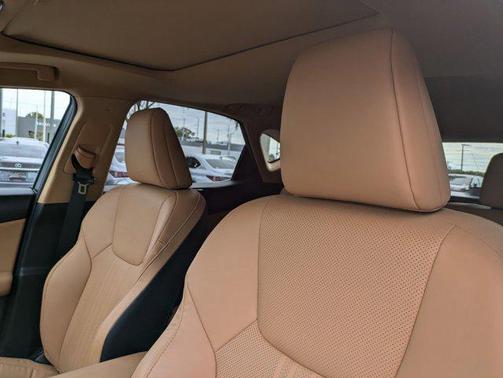 2024 Lexus NX 250 Premium