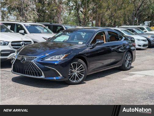 2025 Lexus ES 350 Base