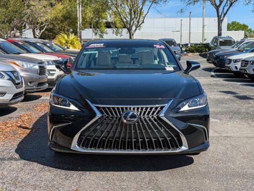 2024 Lexus ES 250 Base
