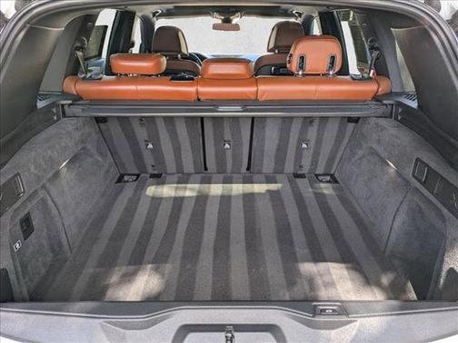 Mineral White Metallic 2022 BMW X5 sDrive40i