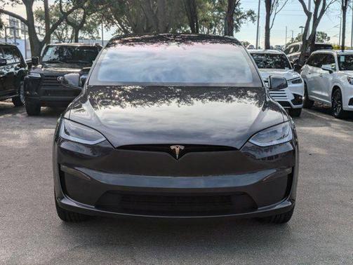 2025 Tesla Model X Long Range