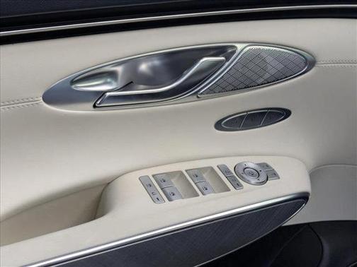 2024 Genesis Electrified GV70 Advanced AWD