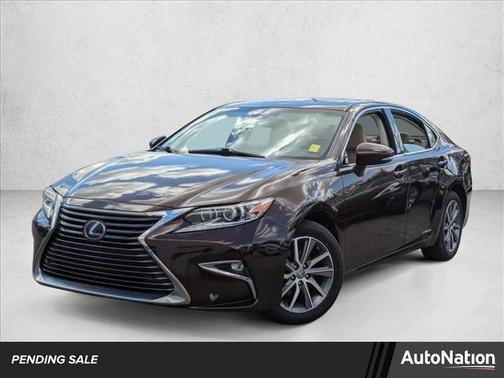 2017 Lexus ES 300h Base