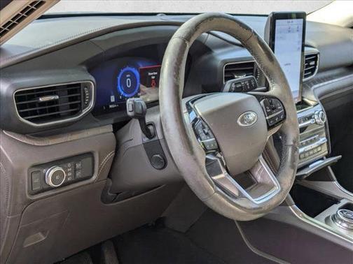 2022 Ford Explorer Platinum