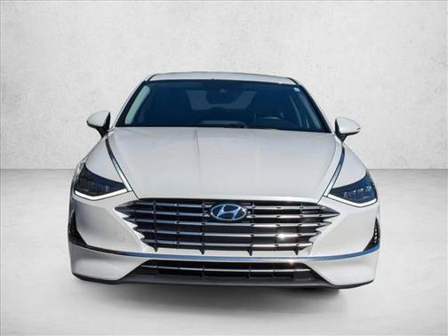 2022 Hyundai SONATA Hybrid Base