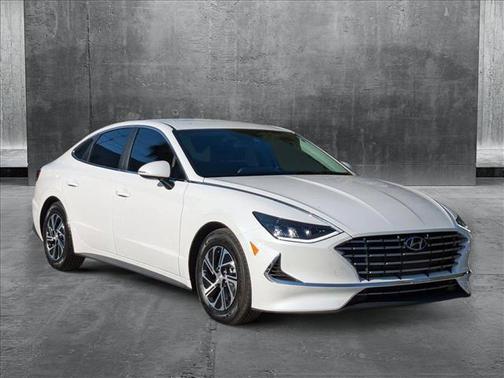 2022 Hyundai SONATA Hybrid Base