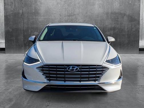 2022 Hyundai SONATA Hybrid Base