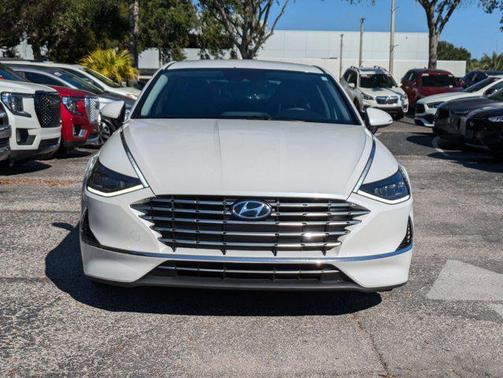 2022 Hyundai SONATA Hybrid Base