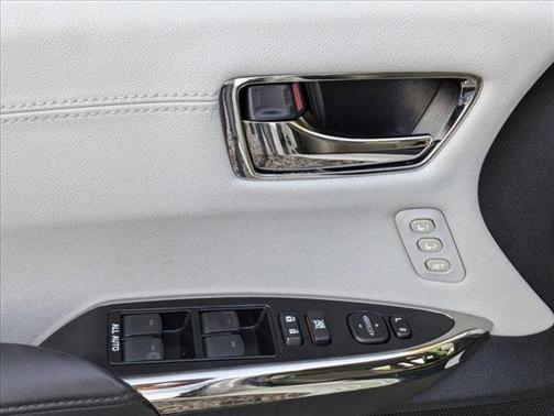 2016 Toyota Avalon Touring
