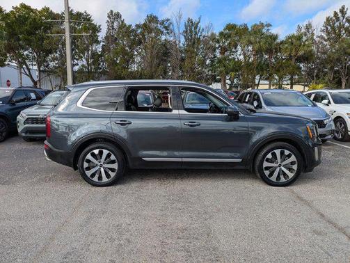2022 Kia Telluride S