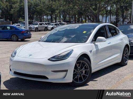 2020 Tesla Model 3 Standard Range Plus
