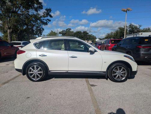 2016 INFINITI QX50 Base
