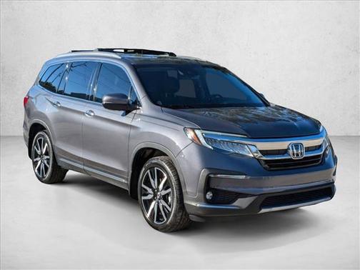 2022 Honda Pilot Touring 8-Passenger