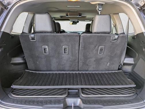 2022 Honda Pilot Touring 8-Passenger