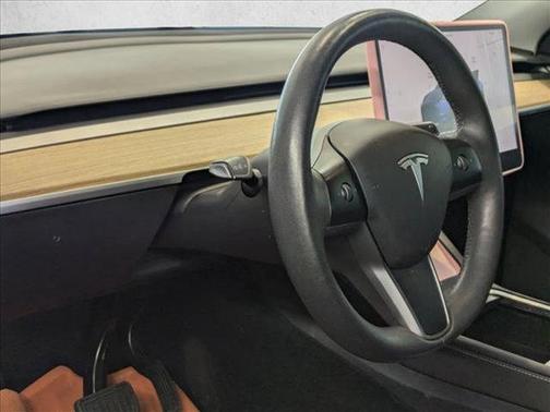 2024 Tesla Model Y Long Range Single Motor Rear-Wheel Drive