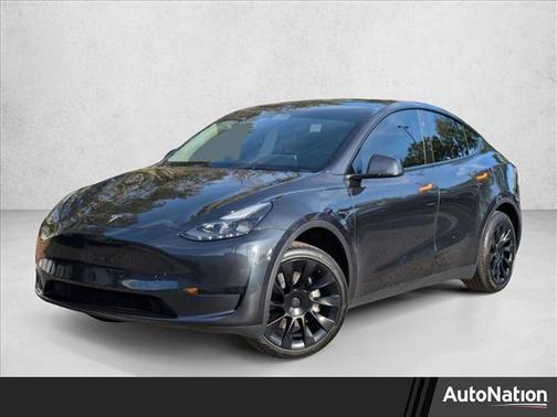 2024 Tesla Model Y Long Range Single Motor Rear-Wheel Drive
