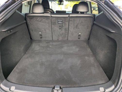 2024 Tesla Model Y Long Range Single Motor Rear-Wheel Drive