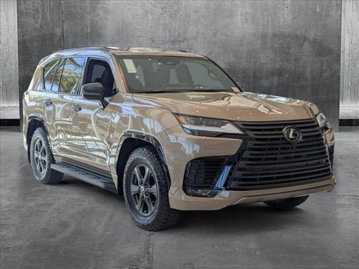 2025 Lexus LX 700h Overtrail