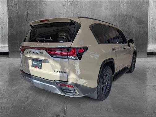 2025 Lexus LX 700h Overtrail
