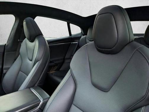 2023 Tesla Model S Plaid