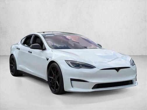 2023 Tesla Model S Plaid