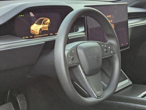 2023 Tesla Model S Plaid