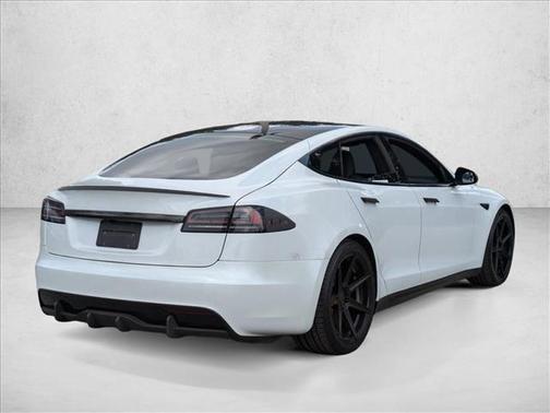 2023 Tesla Model S Plaid