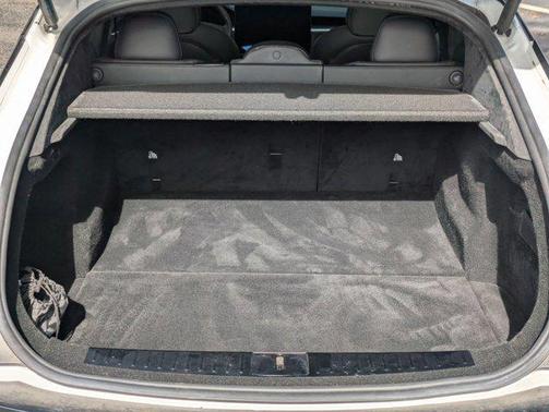 2023 Tesla Model S Plaid
