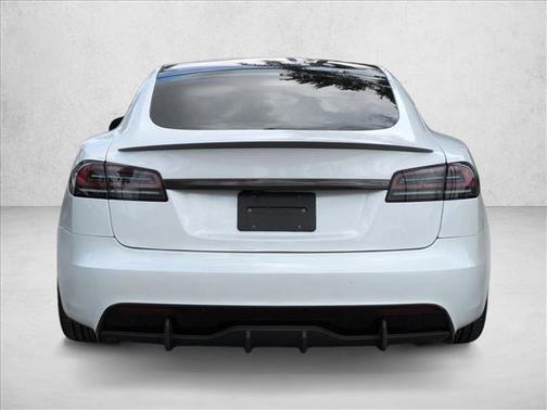 2023 Tesla Model S Plaid