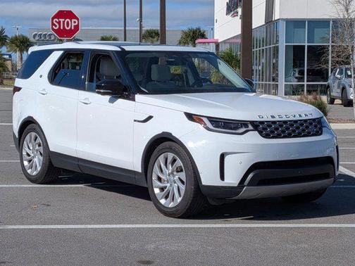 2024 Land Rover Discovery P300 S