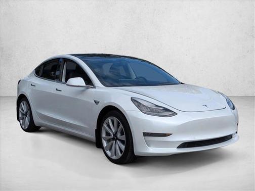 2019 Tesla Model 3 Long Range