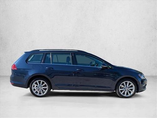 Silk Blue Metallic 2017 Volkswagen Golf SportWagen TSI SE