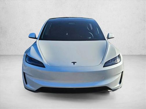 Pearl White Multi-Coat 2026 Tesla Model 3 Performance