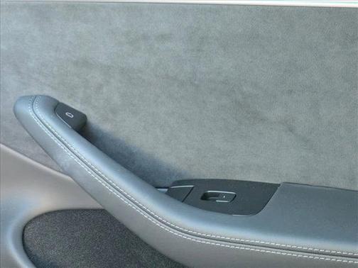 Pearl White Multi-Coat 2026 Tesla Model 3 Performance