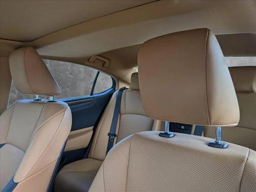 2024 Lexus ES 350 Base