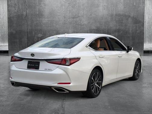 2024 Lexus ES 350 Base