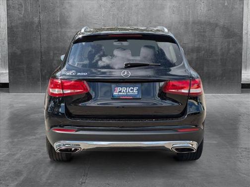 2017 Mercedes-Benz GLC 300 Base