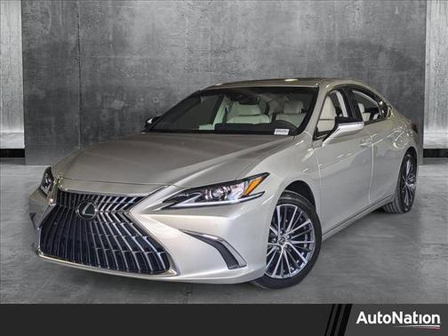 2025 Lexus ES 300h Base