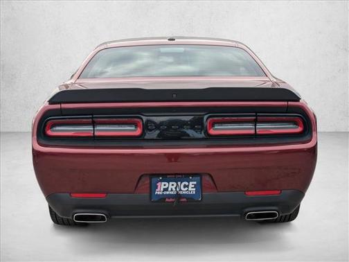 2022 Dodge Challenger SXT