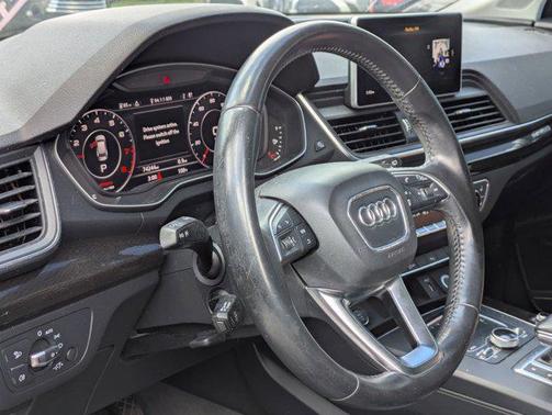 Matador Red Metallic 2018 Audi Q5 2.0T Premium Plus